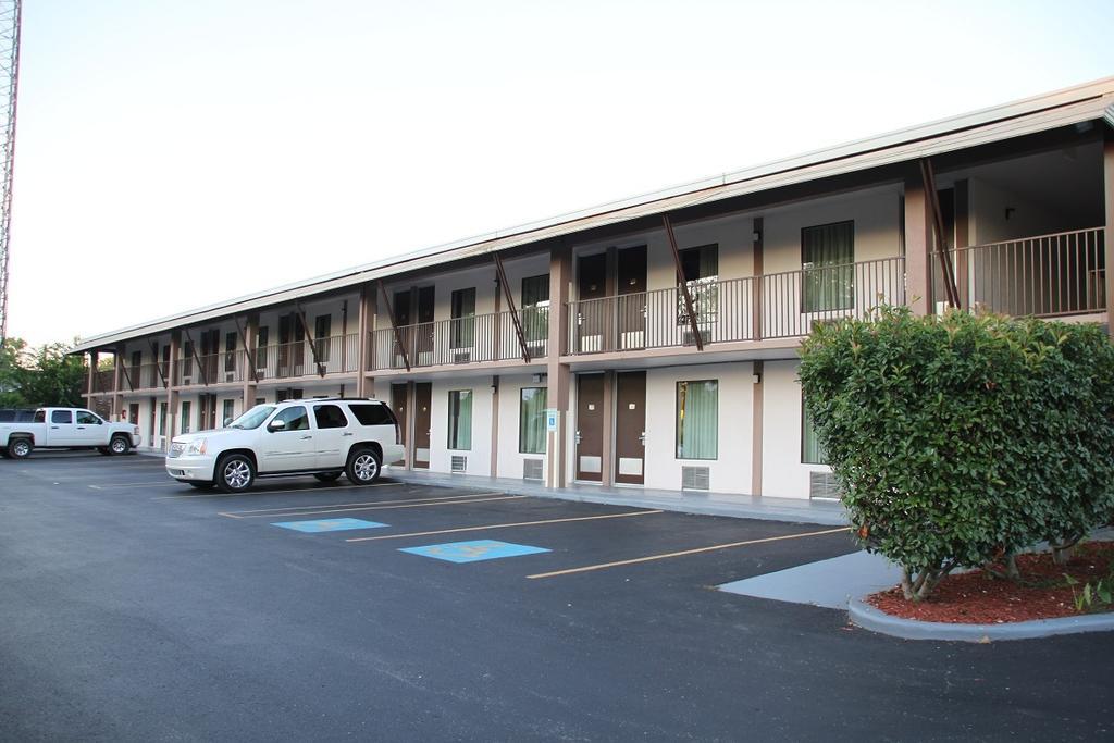 Shelbyville Inn - Shelbyville, Tn 37160 Exterior foto